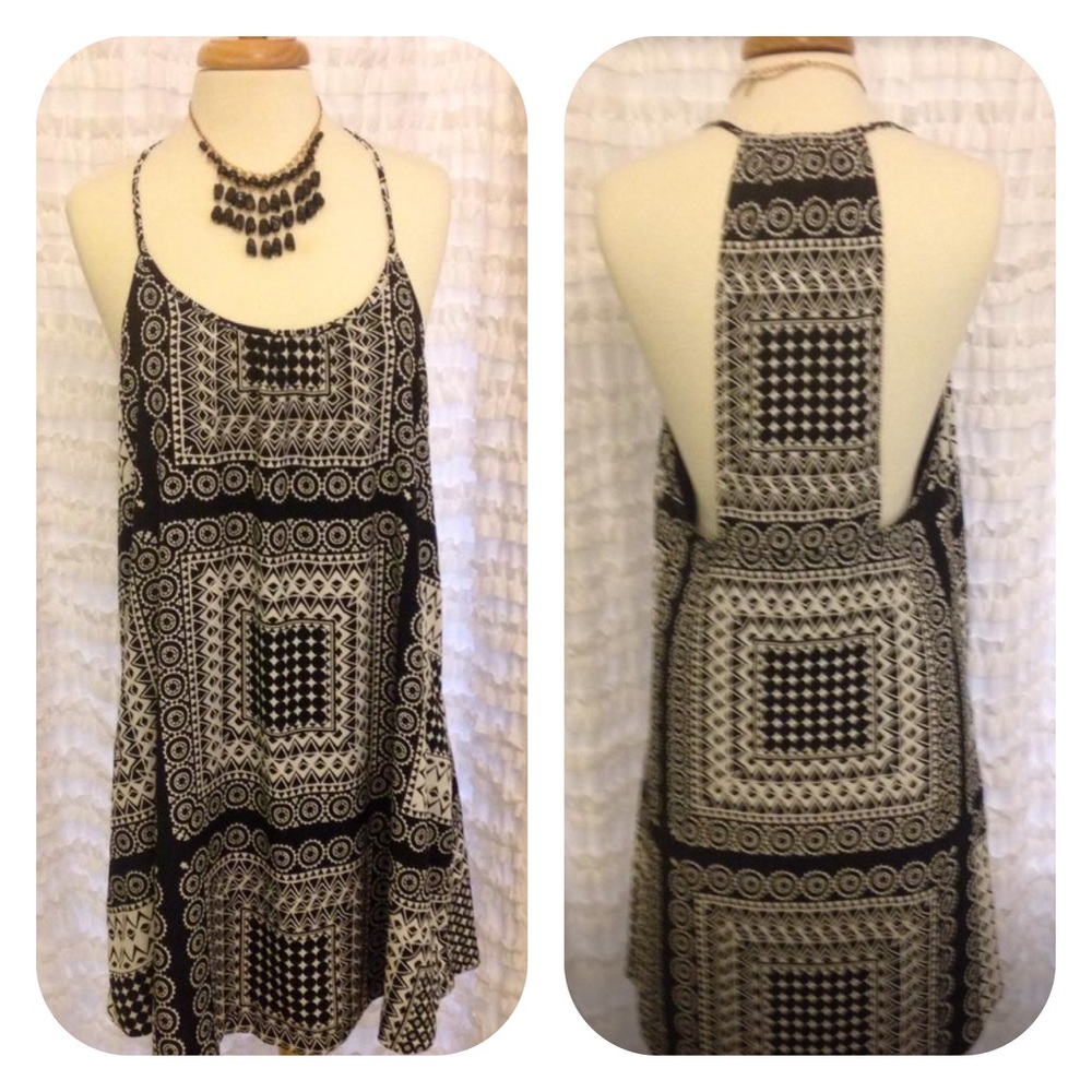 Stylish & Comfortable Dress with hidden pockets!